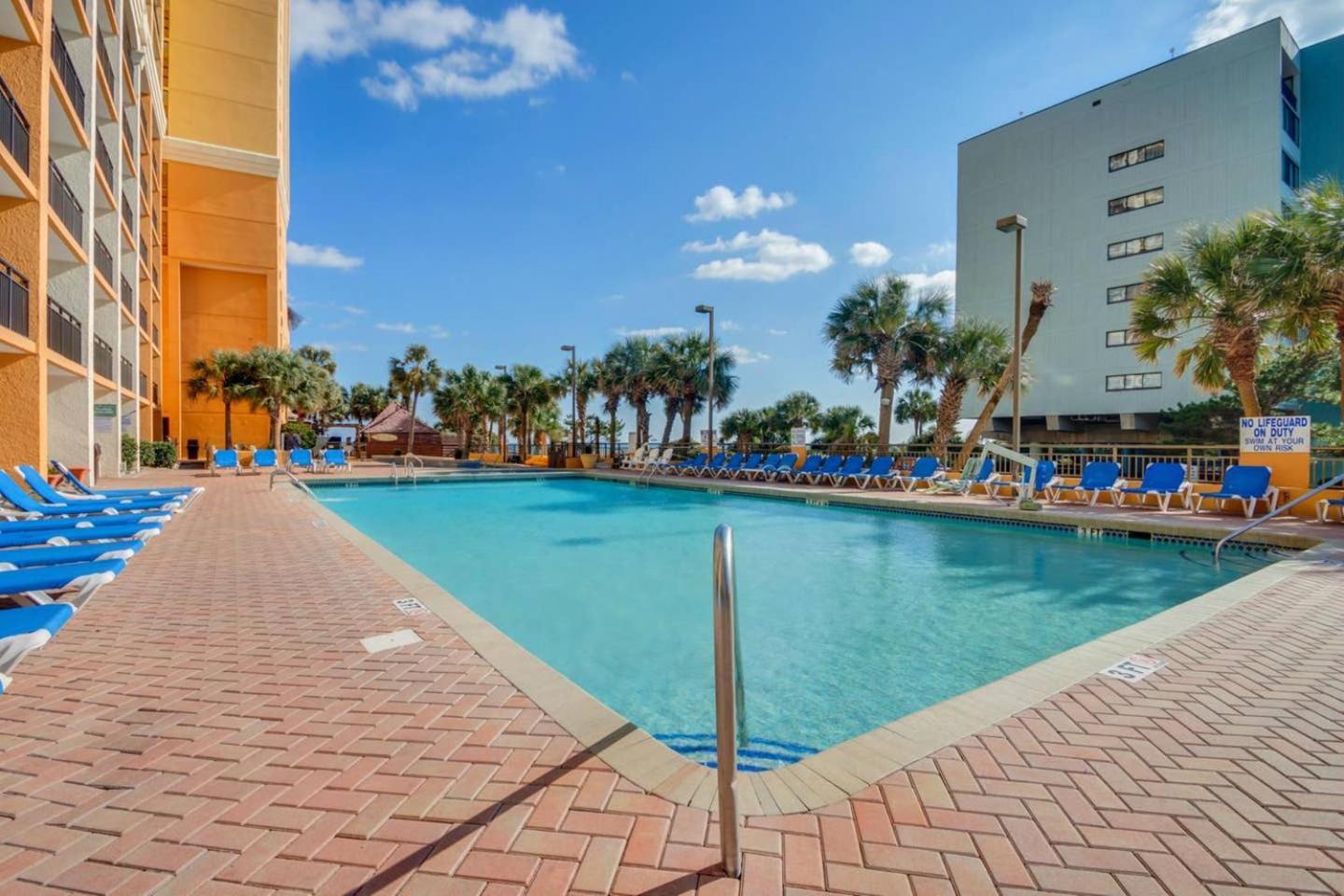 Oversized Ocean View Queen Suite With Beautiful Fireplace And Accents - Sleeps 4 Guests! Myrtle Beach Camera foto